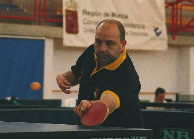 Picture of  &copy; Juan Antonio Li&ntilde;&aacute;n (San Javier, 2003)